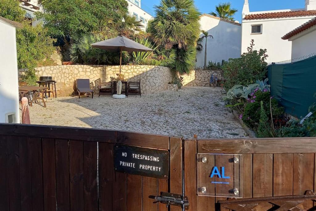 Bica Da Salema Beach House Exterior foto
